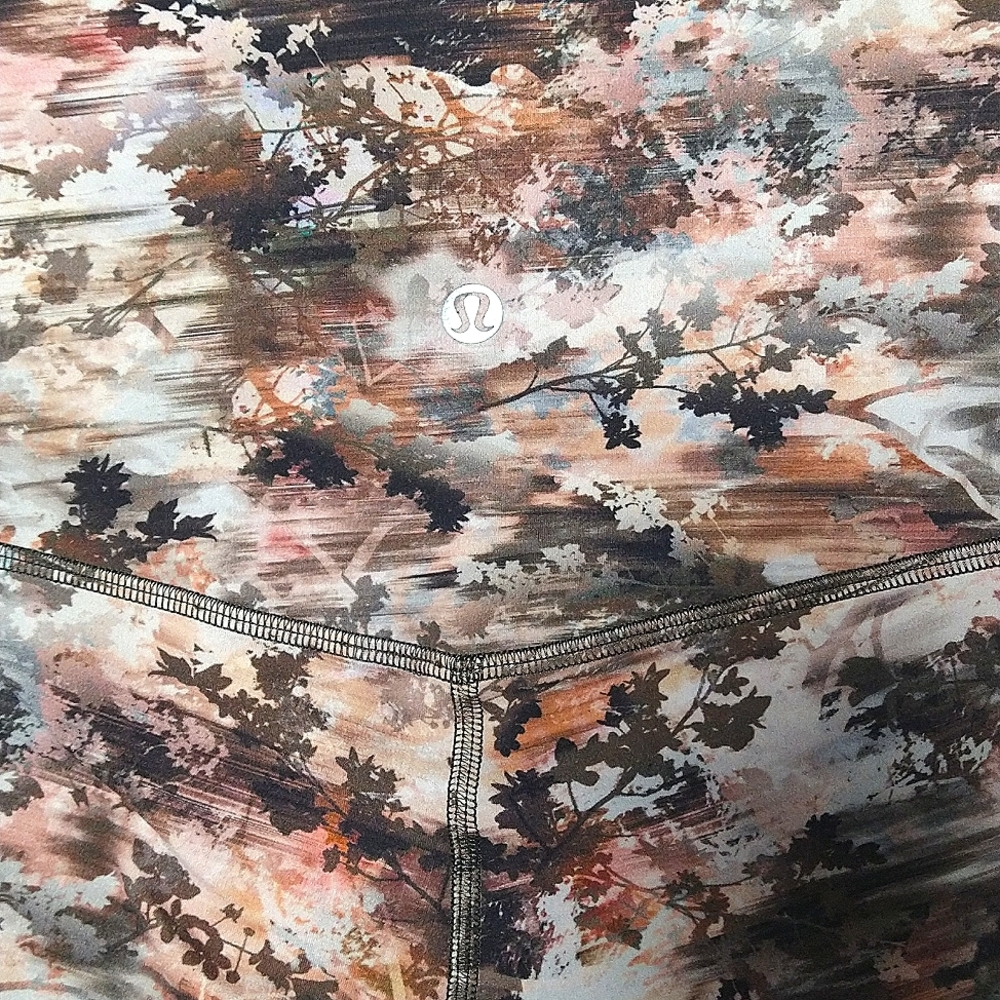 🔥Lululemon leggings, size 6 - Picture 6 of 10